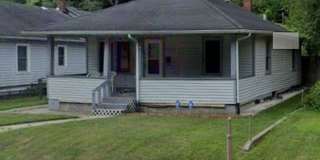 2 Bedroom 1 bath with fenced in backyard $1200/mo Gallery 1
