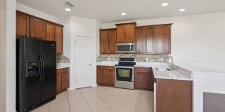Beautiful Riverview Rental – Water, Sewer & Trash Included Gallery 12
