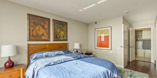 500 West Harbor Drive - 1020 Gallery 18