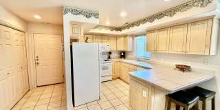 1-BR Available for Long Term Rental in Coveted Las Palmas Community Gallery 5