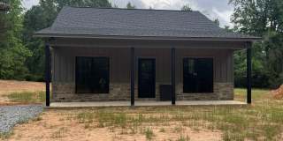 1114 BROWNLEE ROAD Gallery 1