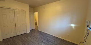 726-728 East Spokane Avenue Gallery 29