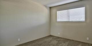 2820 N Arcadia Court Gallery 13