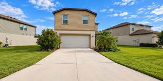 FANTASTIC 5 BEDROOM/ 3 BATH HOME in PARRISH! ISLES AT BAYVIEW! SUPER AMENITIES! Gallery 1