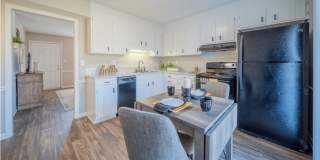 Willow Creek Apartments Gallery 10