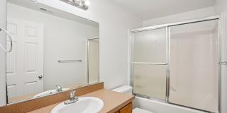 Beautiful 4BR/2BA Single-Level Home in Heart of McMinnville Gallery 15