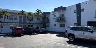 30 SE 4th Ave Gallery 1