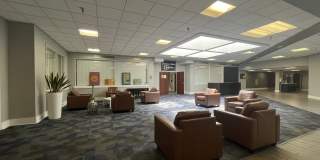 100 Midtown Gallery 31