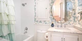 8300 SW 61st Ave Gallery 18