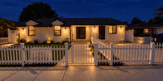 7039 1/2 Quartz Avenue Gallery 1