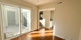 Scenic 4 Bedroom, 2.5 Bathroom Condo Gallery 7