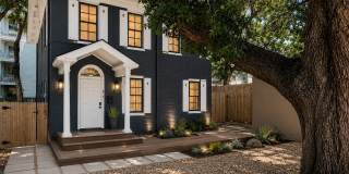 2623 Salado St - House with front and back yard in the hart of WC Gallery 1