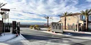 3 Bedroom 2.5 Bathroom Townhome - Pet Friendly. Gallery 24