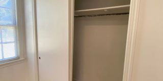 Charming 2-bedroom, 1.5-bath in Savannah, GA, Available now! Gallery 7