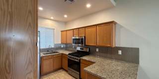 ***MOVE-IN SPECIAL!!!*** 2-Bedroom, 2-Bathroom Townhome located in Henderson, Nevada Gallery 15