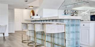 270 Captains Walk Gallery 31