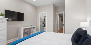 2235 E CHASE Street Gallery 31