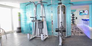 Aqua on 25th Gallery 41