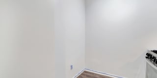 209 N 4th St Gallery 11