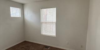 225 Hudson Ave Gallery 7