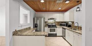 1250 SE Petunia Avenue Gallery 11