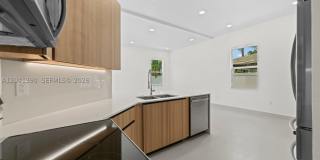 3040 SW 44th Ct Gallery 11