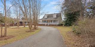 Beautiful 3 BR, 3BA Home-District 1 Schools, Walking Distance to Downtown Inman Gallery 3