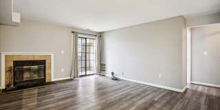 6939 MARY CAROLINE Circle Gallery 8