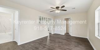 4 Bedroom Home Available Mid July!!!! Gallery 5