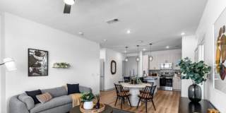 2564 E Howard Ln Gallery 1