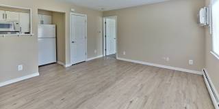 Mystic Point Gallery 23