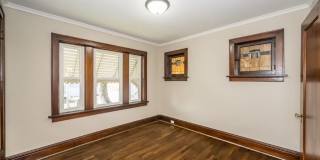 5336 Chippewa St. Gallery 10