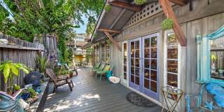 Ever dreamed of living under the sea?! Gallery 5