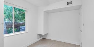 1580 NE 139th St Gallery 17