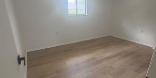 437-439 Forest Street - 437 Gallery 5