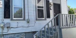 2119 W. Brown Street - 3 Bedroom Rear House 2119 W. Brown Street - 3 Bedroom Rear House Gallery 1