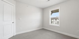 407 Lincoln Street Gallery 45