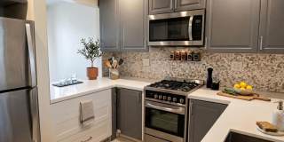 Beautiful Spacious Novato Living in a Convenient Central Location! 2 Bedroom 1.5 Bathroom with Parking and In Unit Laundry Gallery 3