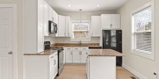 House in Kenilworth - Beautifully Refreshed! Gallery 12