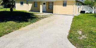 5755 Winfield Boulevard Gallery 1