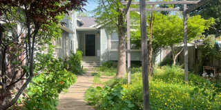 Charming 3-Bedroom, 2-Bath Tri‑Level Home with Unfinished Basement Gallery 1