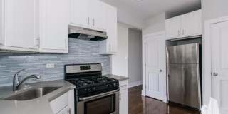 5160 N Leavitt Gallery 5