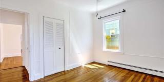 91 Fourth Street Gallery 17