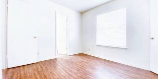 106 Hughson Court Gallery 12