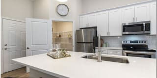 Riverwood Apartments Gallery 14