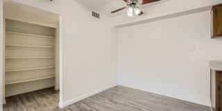 Rise Lakeside Gallery 70