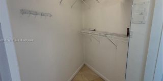 915 Jefferson Ave Gallery 17