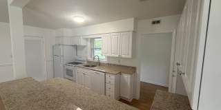 3 Bedroom 2 Bath Single Family Home w/Garage & Bonus Room Gallery 14
