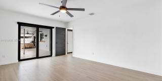 10950 NW 16th Ct Gallery 19