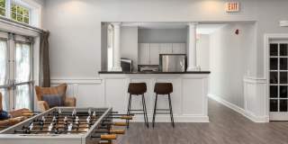 The Ledges at Johnston Gallery 9